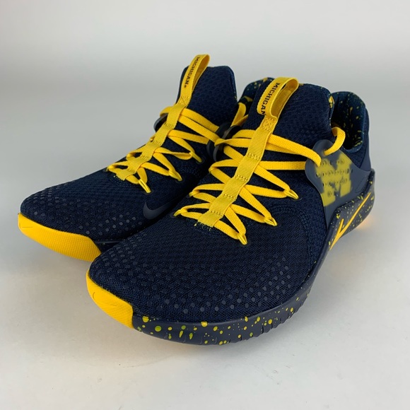nike free tr8 michigan